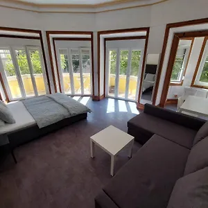  Maison d'hôtes Coliving And Coworking Parque Eduardo Vii